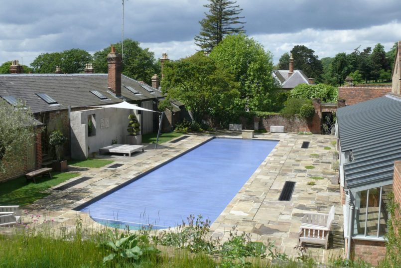 coved swimming pool